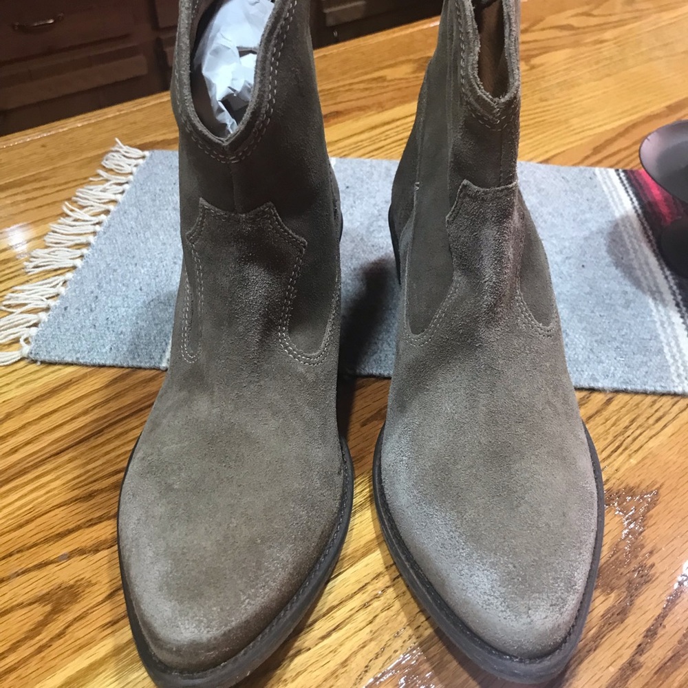 Mia women ankle boot size 11